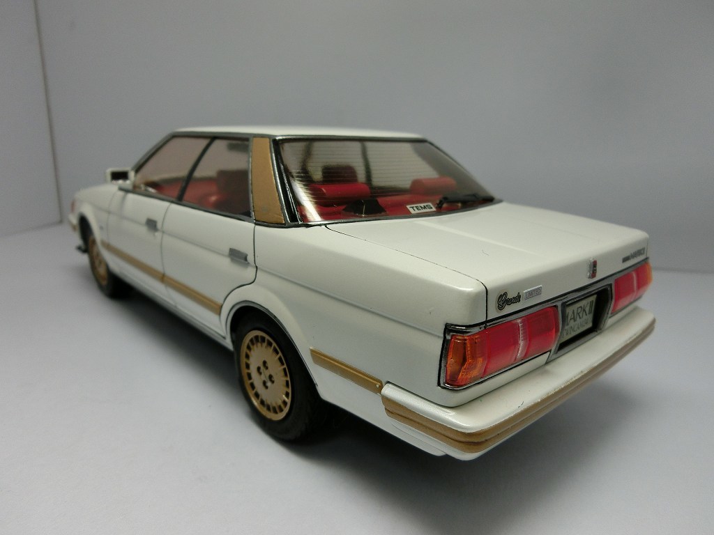 トヨタ ツインカム24 マークII TOYOTA GX71 GX81 ドライブタウン