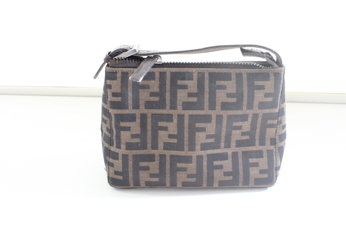 フェンディ FENDI ポーチ ズッカ ズッカ柄 公式通販 ヴィンテージ 1円