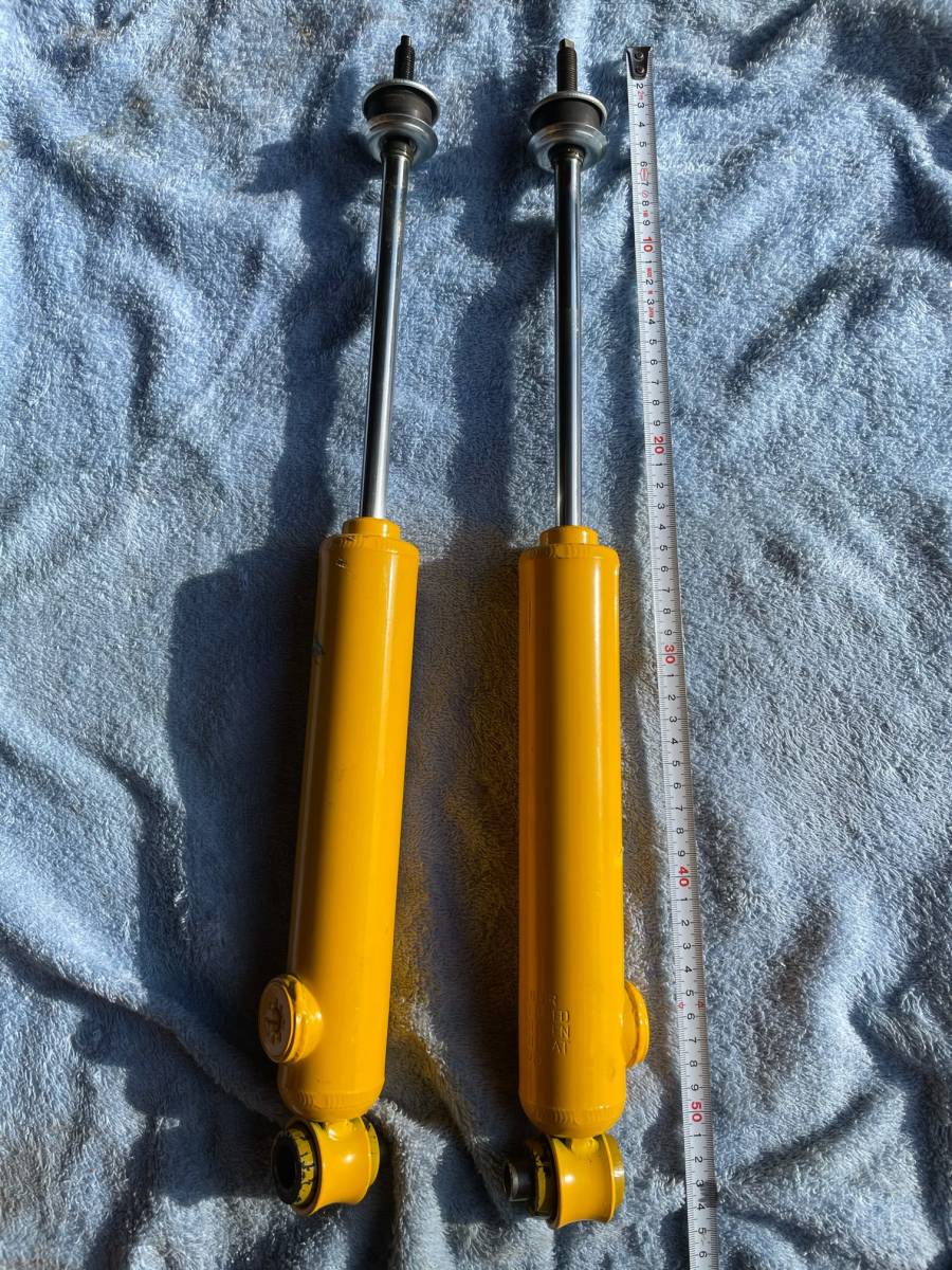 美品 B110サニークーペ レース用ショートストロークリアショック