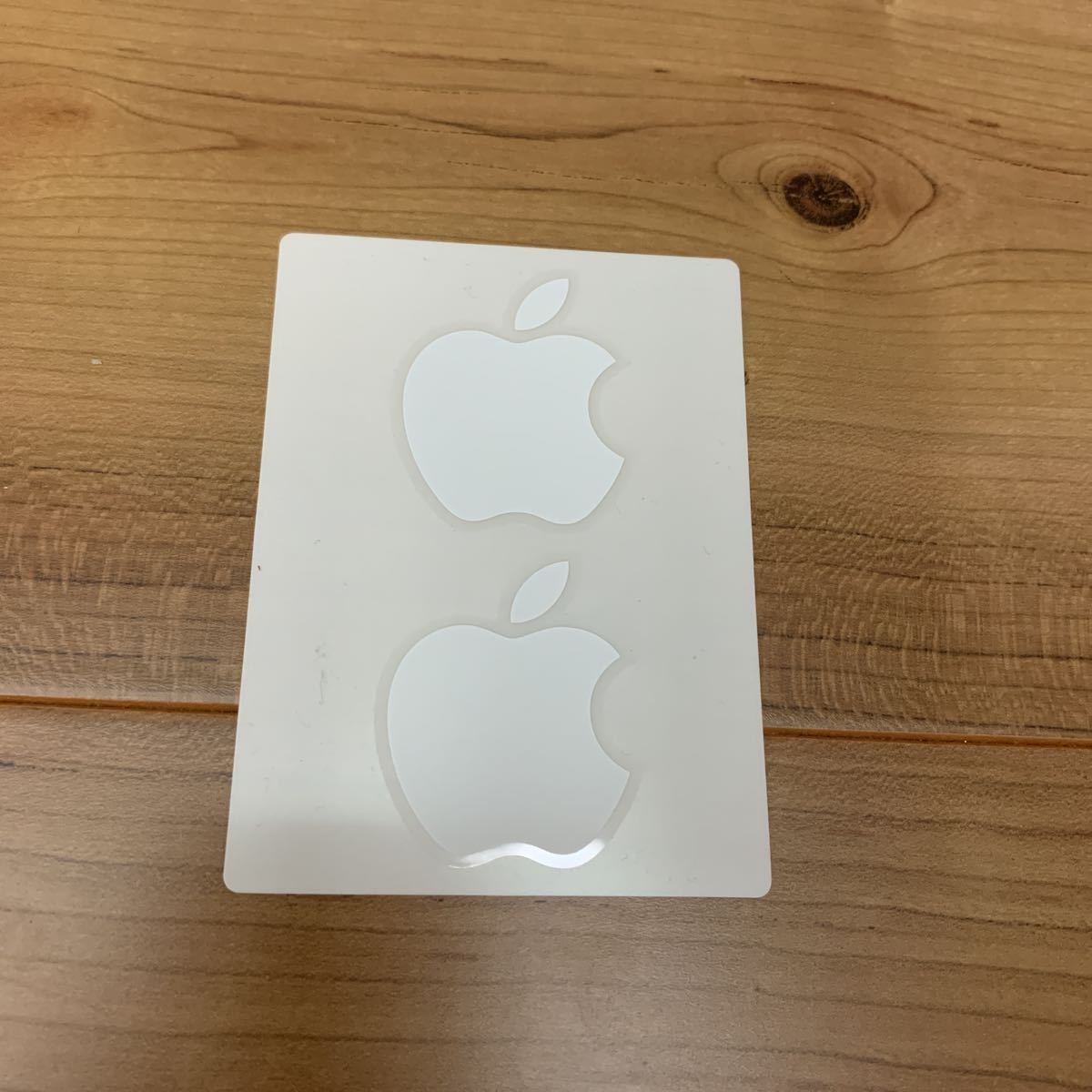 Apple 純正 付属品 ステッカー 10枚セット りんご ロゴマーク Iphone シール ステッカー 売買されたオークション情報 Yahooの商品情報をアーカイブ公開 オークファン Aucfan Com