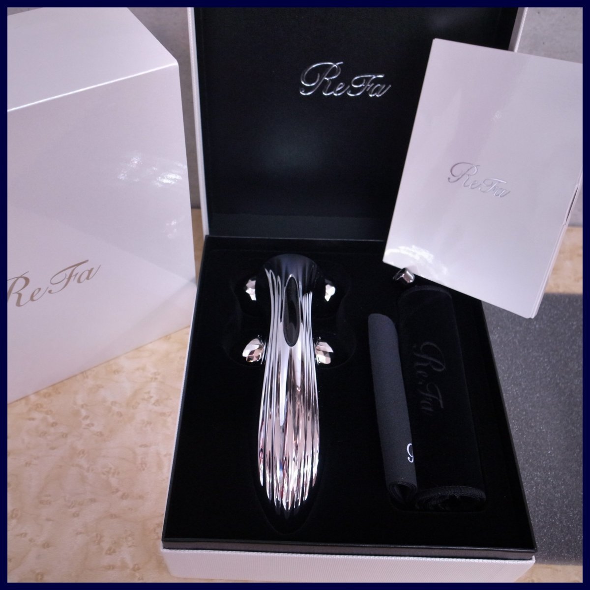 B171T【未使用品】 MTG ReFa 4 CARAT RAY RF-FR2306B リファフォーカラットレイ