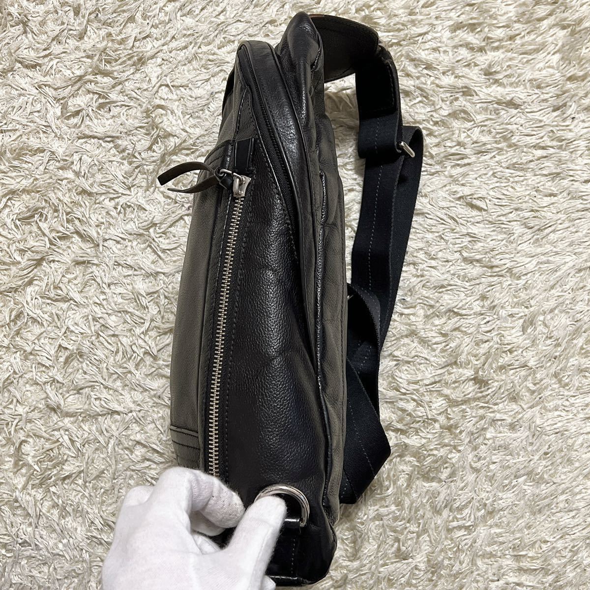 【極美品】コーチCOACHボディバッグ　ショルダーバッグ　レザー本革　ブラック 1円スタート☆ 【極美品】COACH コーチ ショルダーバッグ ボディバッグ