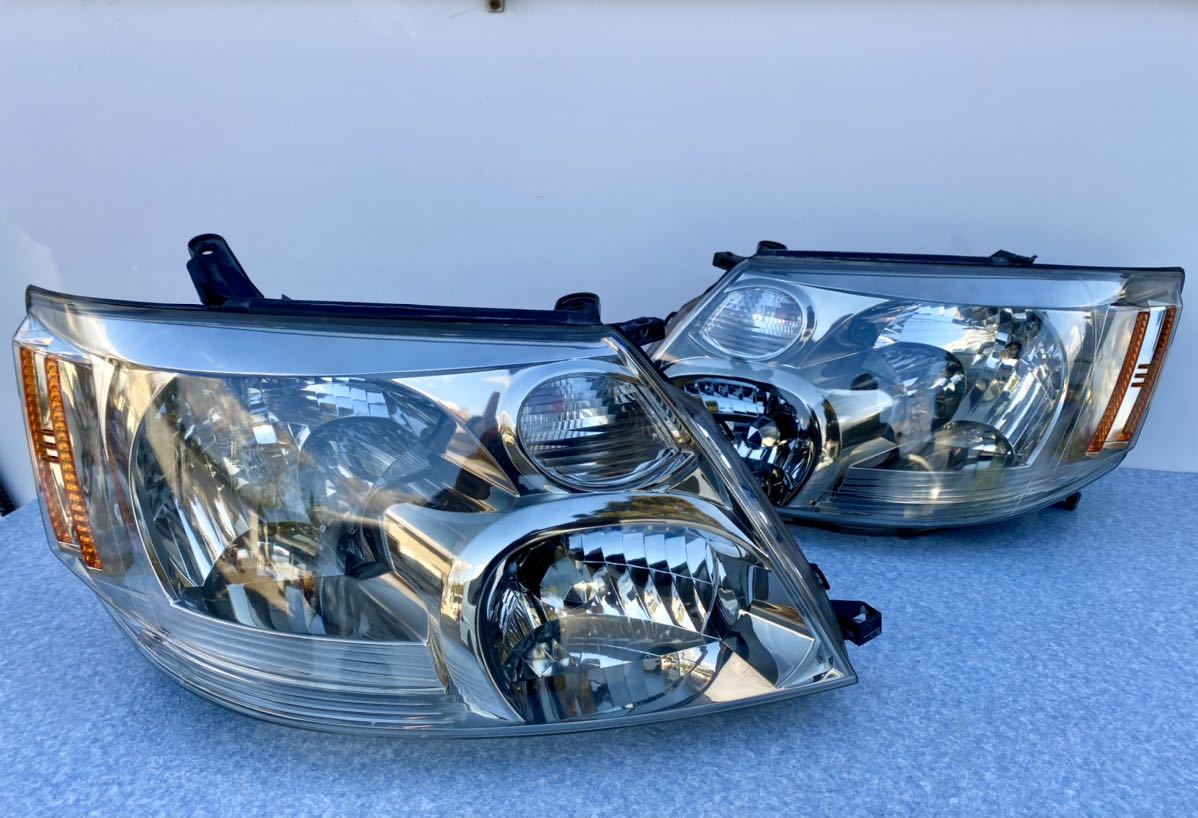 (CL-211126)点灯OK ! トヨタ アルファード ANH10W MNH10W ANH15W MNH15W 前期 純正 HID ヘッドライト 左右セット ICHIKOH 58-2 HCHR-129