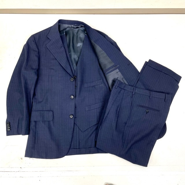 ISAIA イザイア セットアップ スーツ 3Bジャケット パンツ ベスト 毛95 