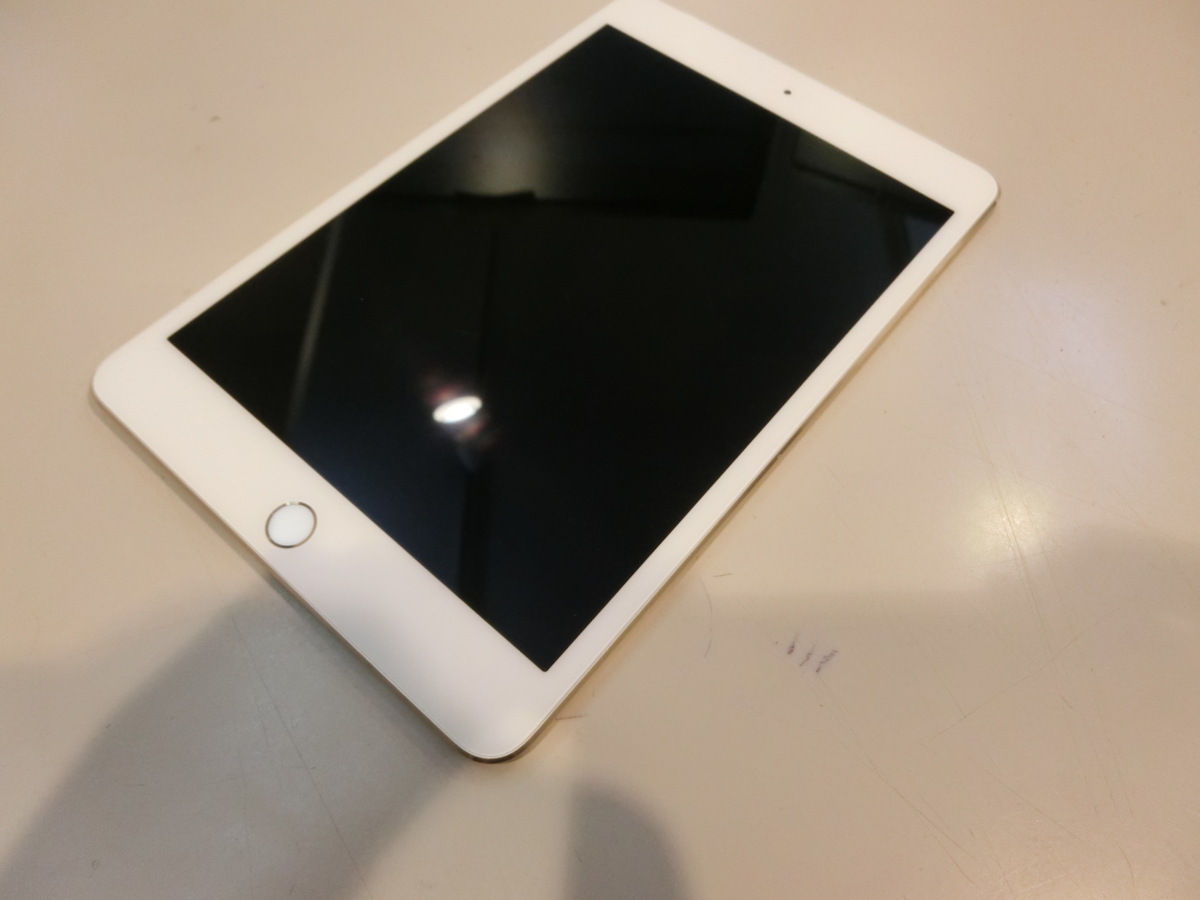iPad mini 4 Cellular 32GB ゴールド【美品】 SIMフリー☆iPad mini4 cell 32GB ゴールド 美品 本体のみ☆ SIMフリー