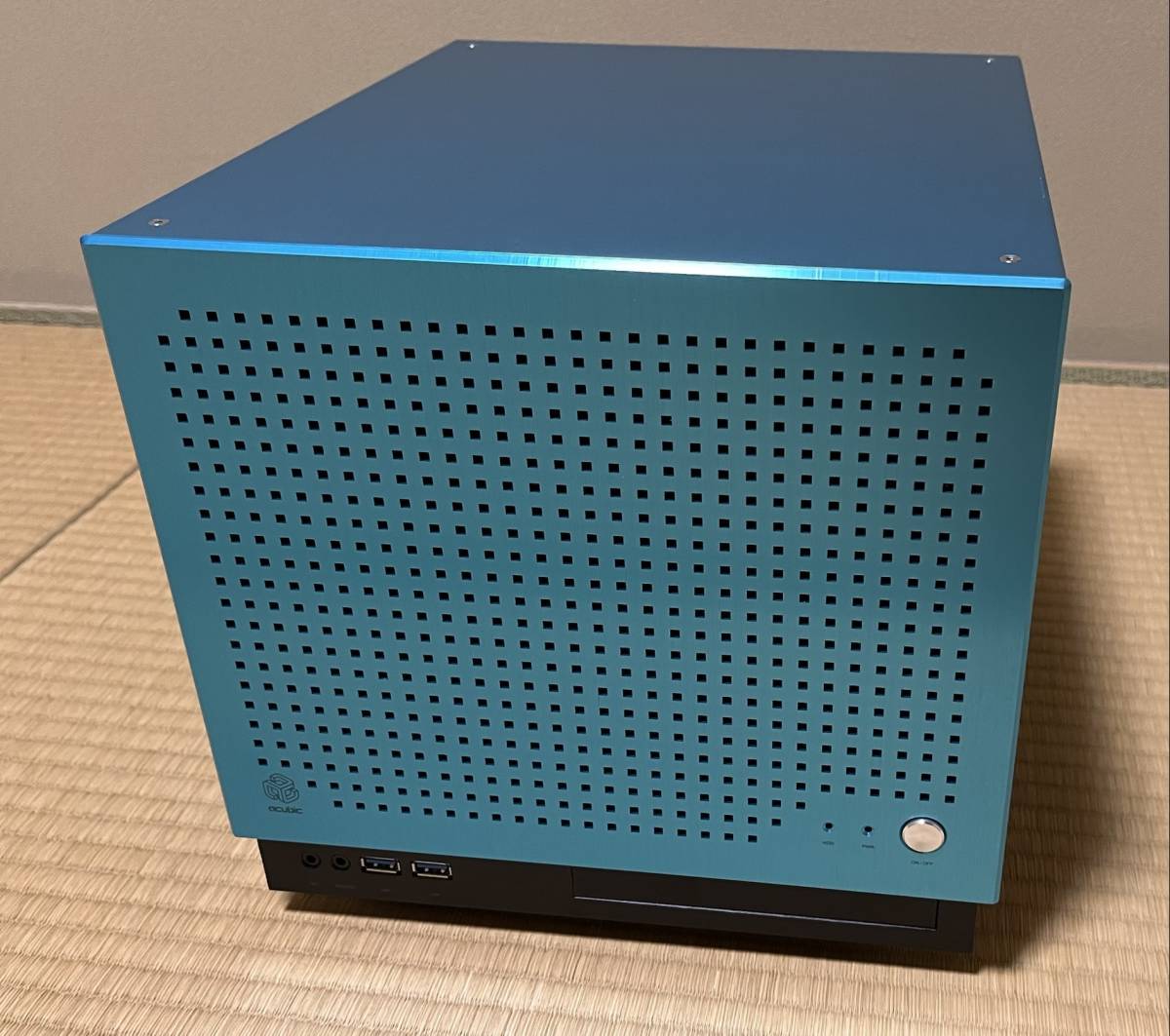 abee acubic B10 アクアブルー Micro-ATX キューブ型ケース ACB-B10-AQ