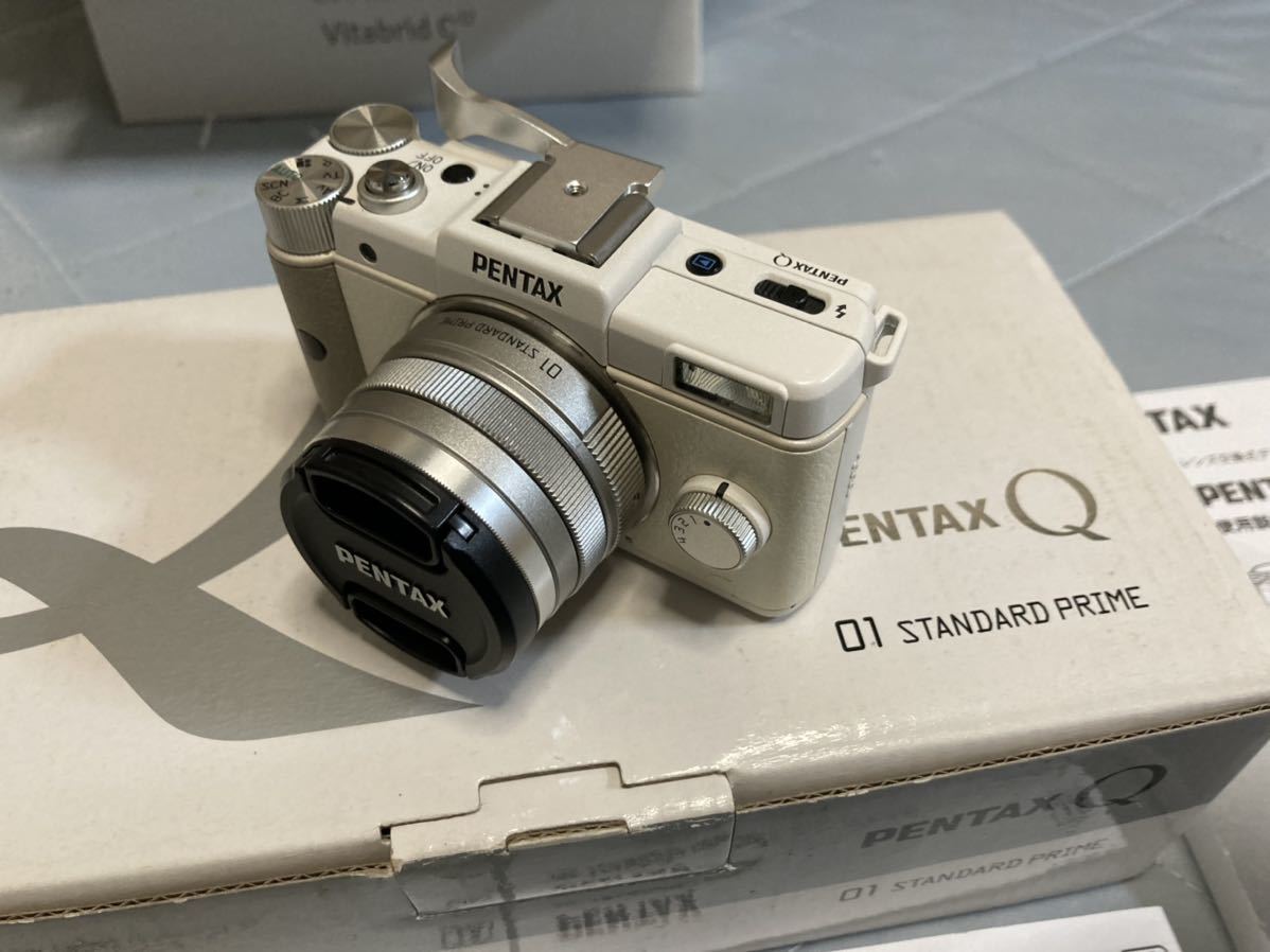 PENTAX Q ダブルレンズ 01、02 初期モデルマグネシウムボディミラーレス一眼 Q PENTAX ミラーレス一眼 新製品レビュー：PENTAX 『マグネシウム合金・・・そこまでしなくてもw 06239