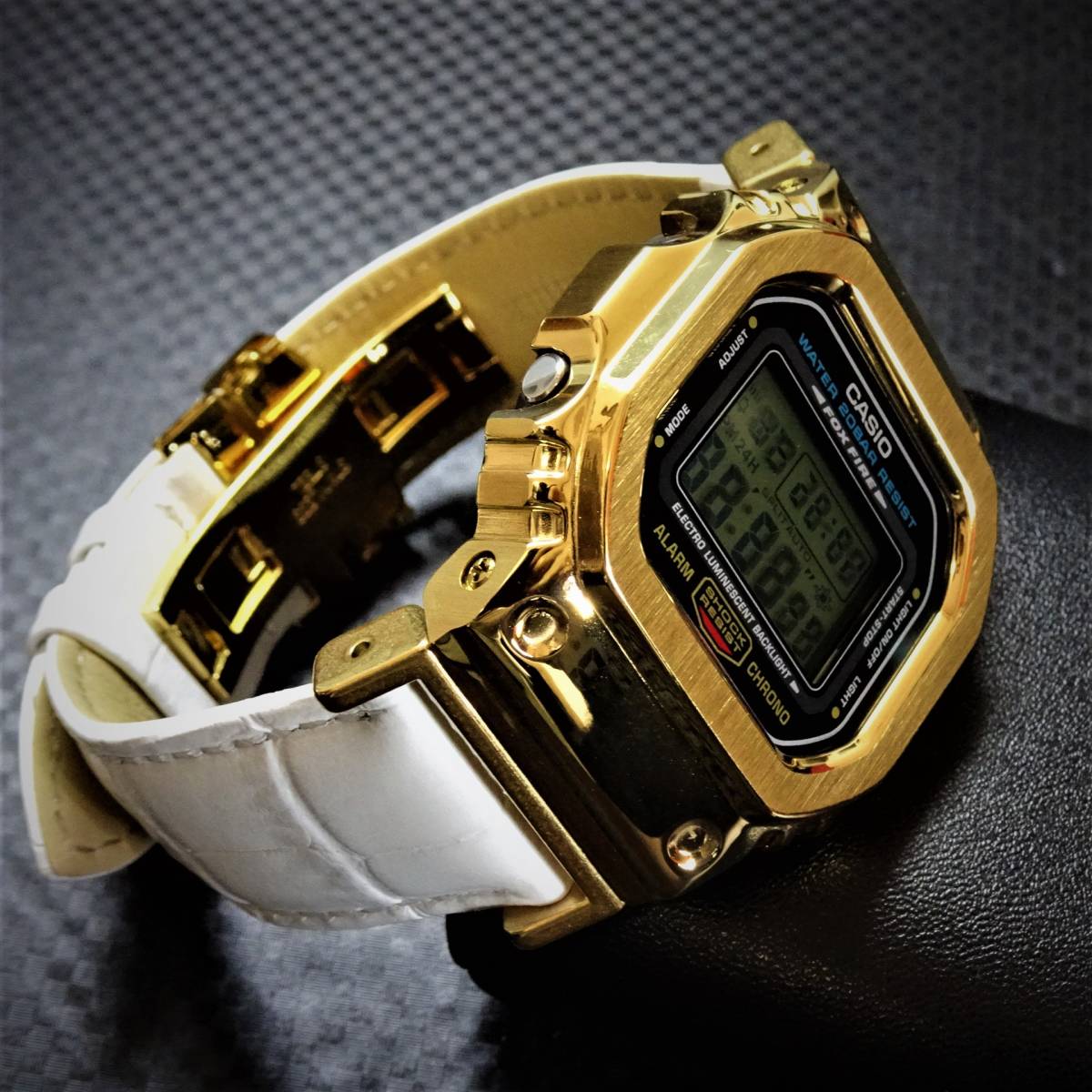 1円〓未使用〓電池クォーツGショック本体付きDW-5600専用ゴールド