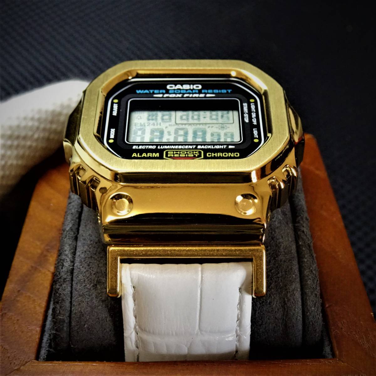 1円〓未使用〓電池クォーツGショック本体付きDW-5600専用ゴールド