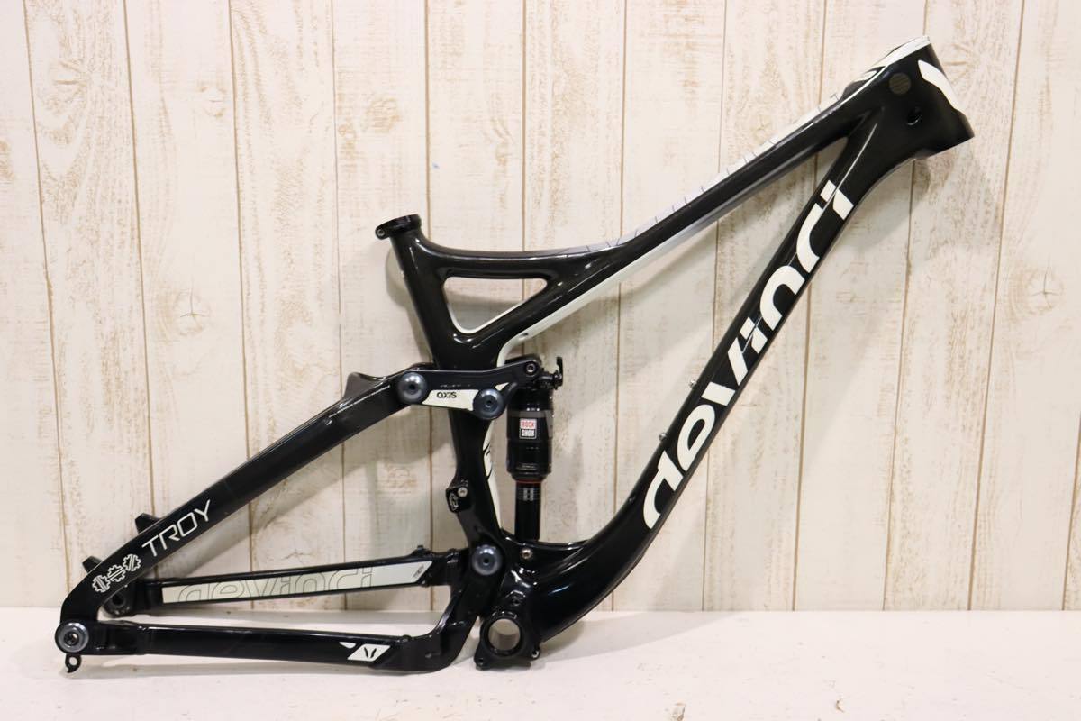 Devinci | Bike Troy Carbon - Review Magazine Freehub Mountain 