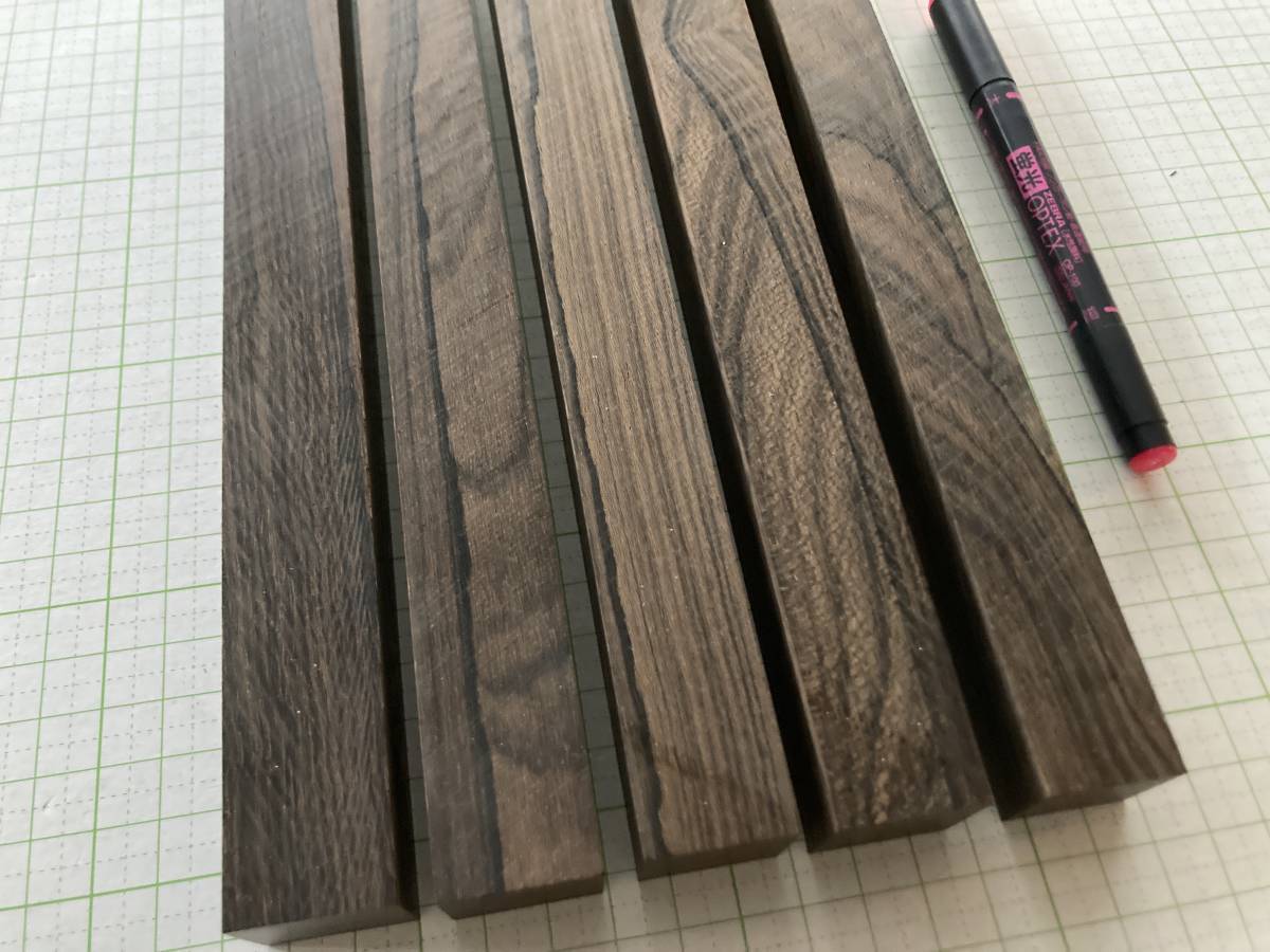 木材マルシェ シャム柿 Sk 8 まとめて5点 約6ｇ 天然木銘木角材無垢材箸材補修材diyクラフトハンドメイド材料 板 シート 売買されたオークション情報 Yahooの商品情報をアーカイブ公開 オークファン Aucfan Com
