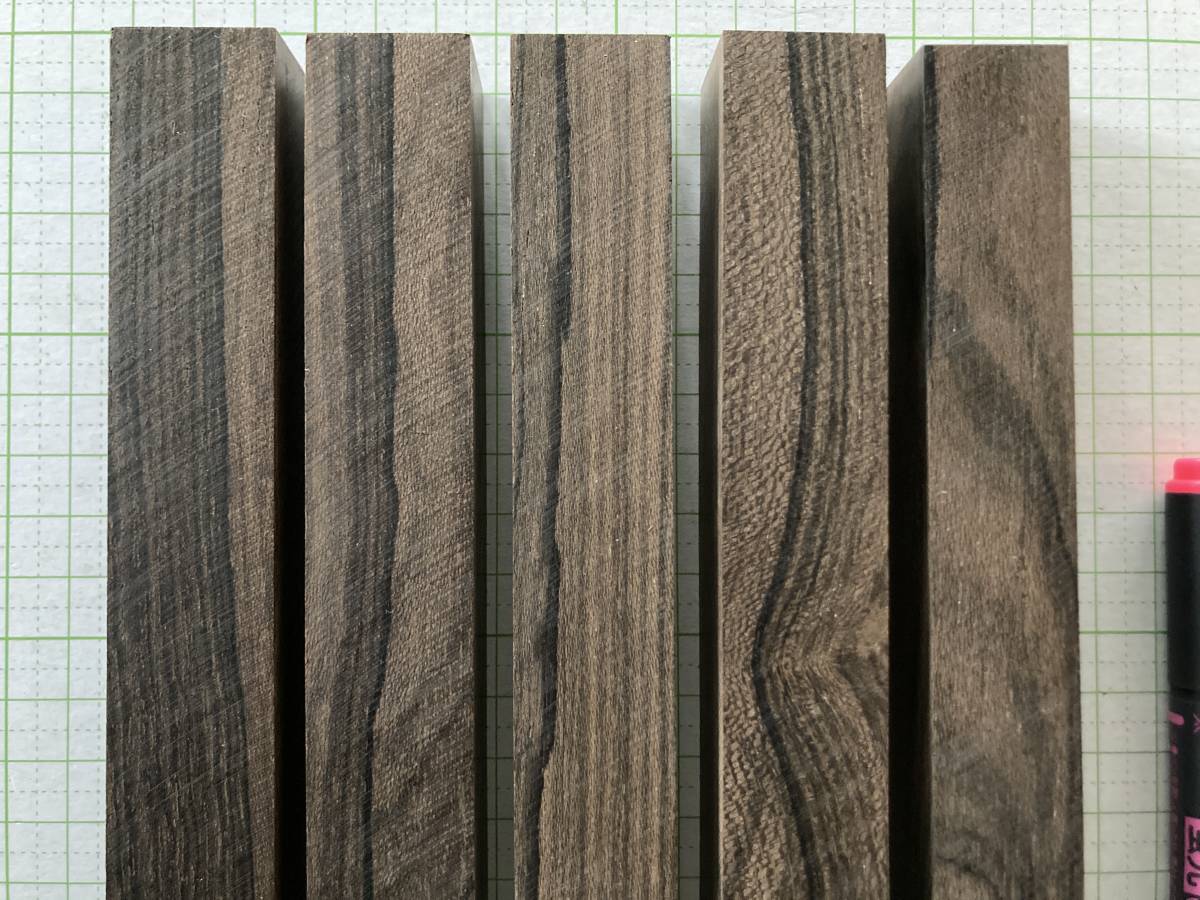 木材マルシェ シャム柿 Sk 8 まとめて5点 約6ｇ 天然木銘木角材無垢材箸材補修材diyクラフトハンドメイド材料 板 シート 売買されたオークション情報 Yahooの商品情報をアーカイブ公開 オークファン Aucfan Com