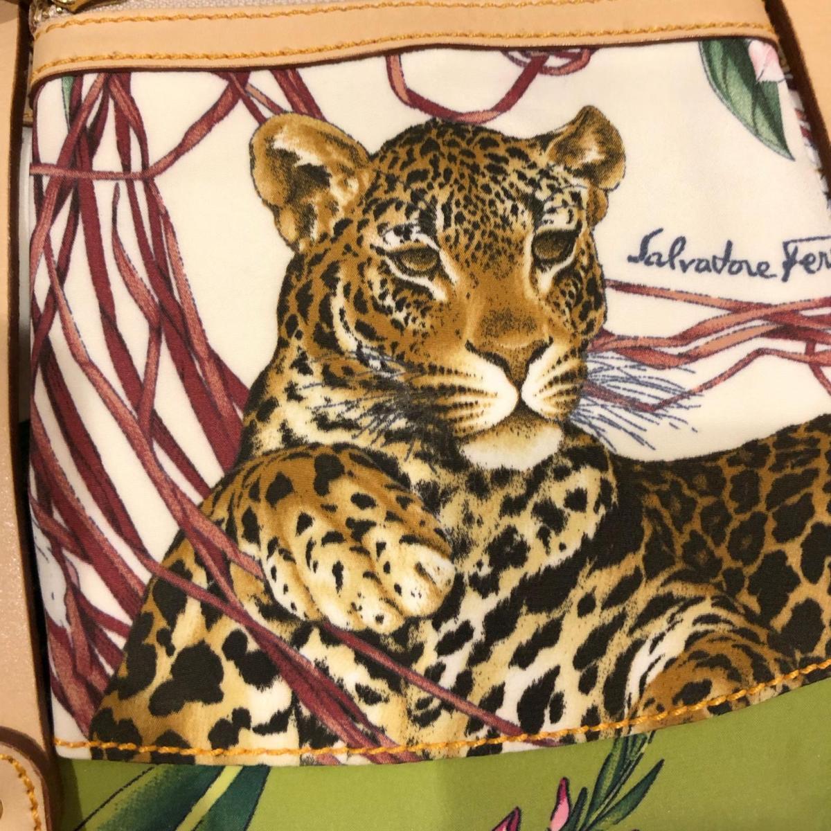 Salvatore Ferragamo フェラガモ レザー×ナイロン ショルダーバッグ 花 