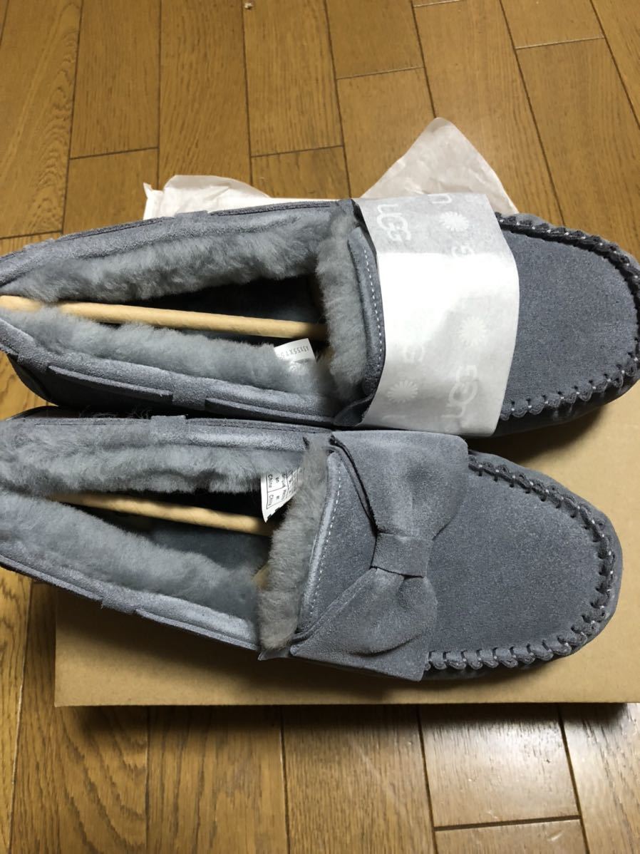 UGG リボン モカシン ムートン グレー 23cm ボア - by UGG（スリッポン