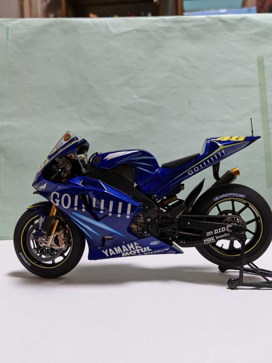 タミヤ1/12ヤマハYZR-M1完成品 1⁄12 タミヤ ヤマハYZR-M1 Motorcycle