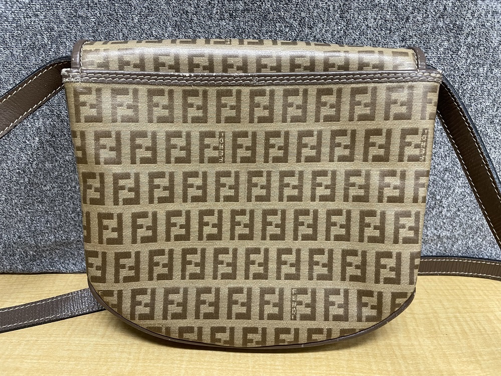 FENDI⁄フェンディ ズッカ柄 ワンショルダー ショルダーバッグ