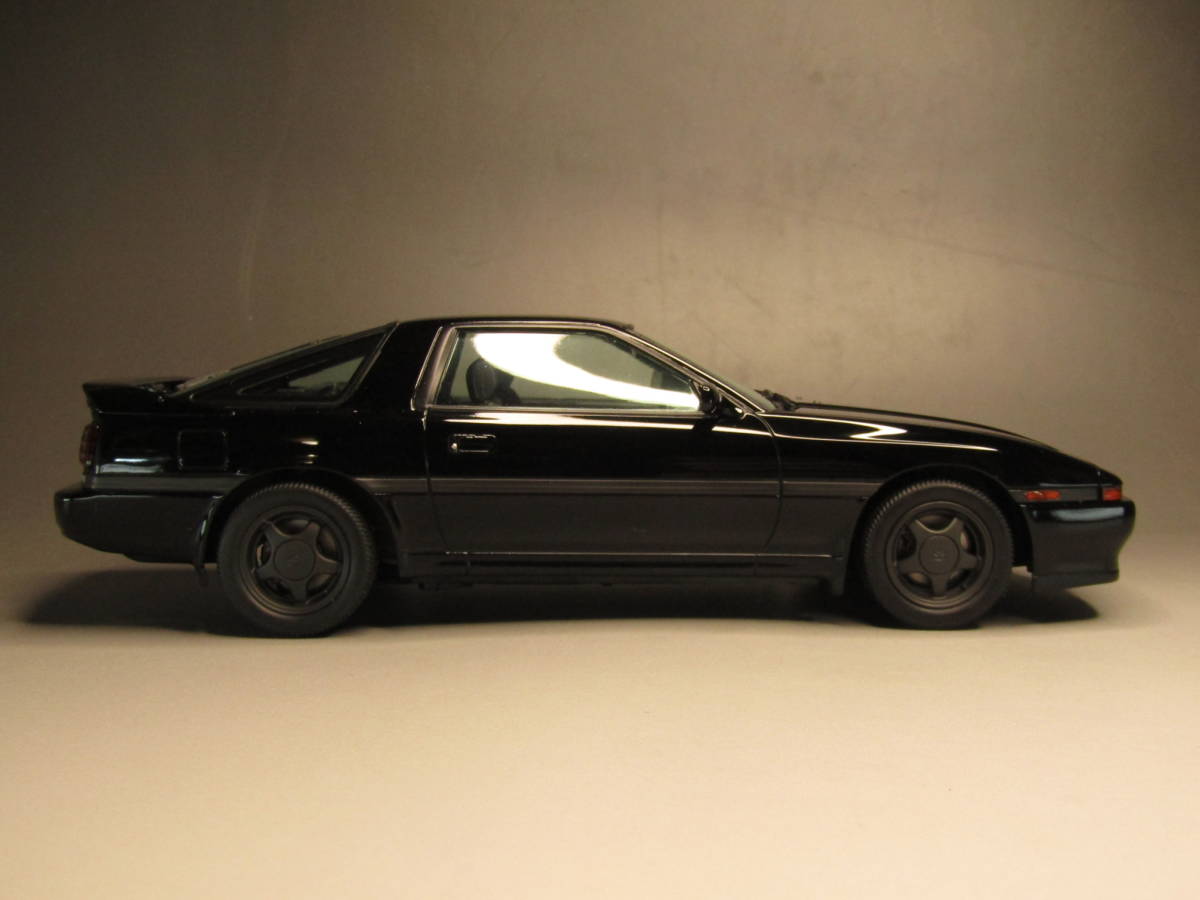 元2.5Rオーナーが実車に近付けるべく製作しました ハセガワ 1/24 JZA70