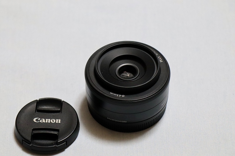 【キャノン/高級】 EF28-300mm F3.5-5.6 L IS USM Canon キヤノン EF-M 22mm f2 STM レンズ グラファイト Canonキヤノン