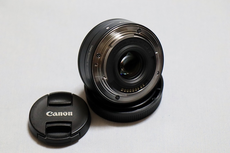 【キャノン/高級】 EF28-300mm F3.5-5.6 L IS USM Canon キヤノン EF-M 22mm f2 STM レンズ グラファイト Canonキヤノン