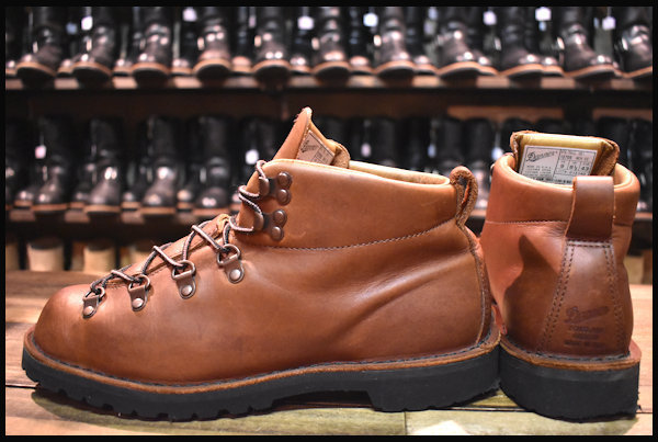 9ee 良品 白タグ Danner ダナー マウンテントレイル 1851 ブーツ ブラウン 茶 Hopesmore 9インチ 売買されたオークション情報 Yahooの商品情報をアーカイブ公開 オークファン Aucfan Com