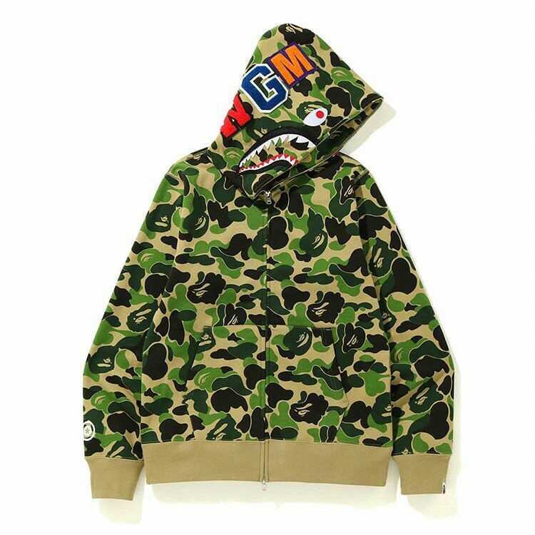 美品A BATHING APEミリタリーグリーン カモフラシャークパーカー L 美品A BATHING APEミリタリーグリーン カモフラシャークパーカー L