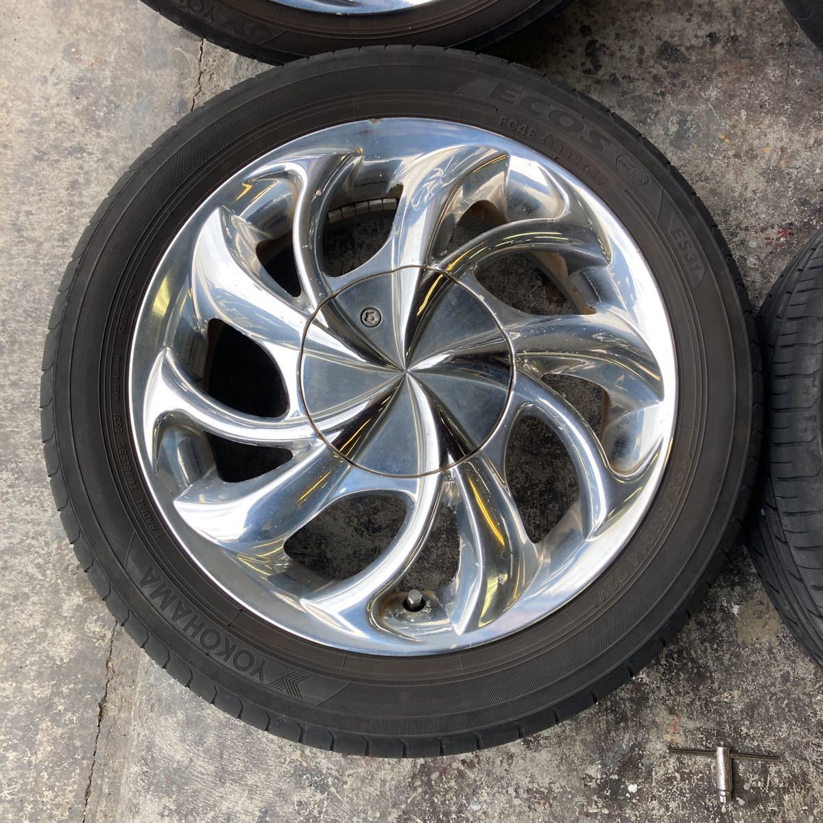シュティッヒ エクスプローラー 14×5j+45 PCD100/110 4H マルチ 165 