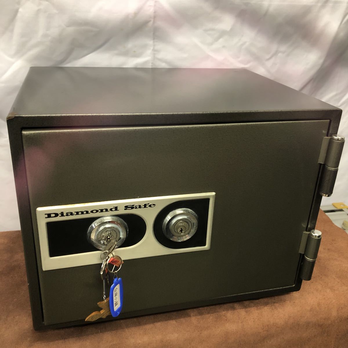 ♪Diamond Safe 金庫 ダイヤル式 鍵付き♪ オンラインストア純正品 耐火金庫 DIAMOND SAFE 鍵付き ダイヤル無し