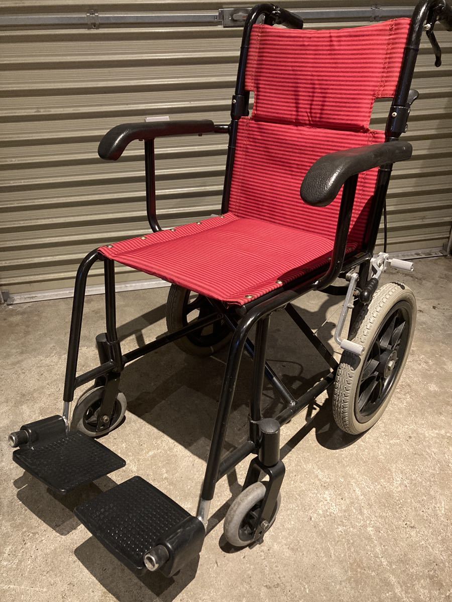 日進医療器製 アルミ＆コンパクト介助用 車椅子 TH-2SB 折り畳み式