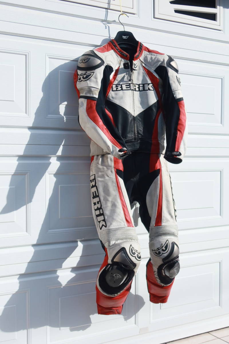 BERIK ２ピースレーシングスーツ（中古）身長166㎝，体重65㎏_7