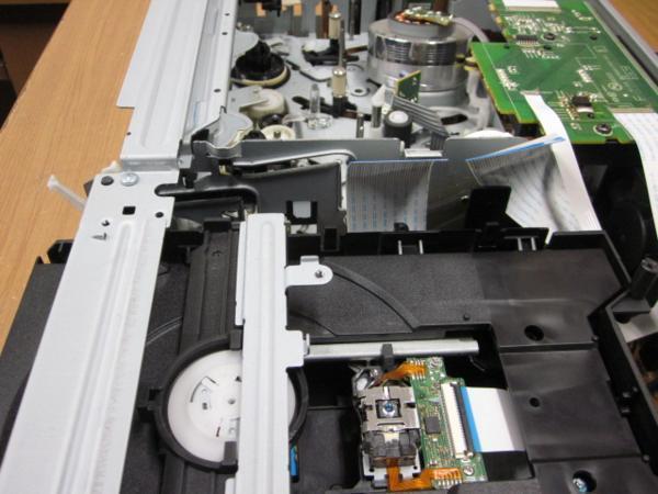 メンテ済 東芝☆良品 動作良好☆地デジ対応 東芝HDD＆DVDビデオレコーダー VARDIA（RD 編集等 東芝★良品 メンテ済 動作良好★地デジ対応 VHS+DVDレコーダー★リモコン&取説付★D-VDR9K