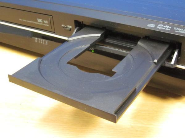メンテ済 東芝☆良品 動作良好☆地デジ対応 東芝HDD＆DVDビデオレコーダー VARDIA（RD 編集等 東芝★良品 メンテ済 動作良好★地デジ対応 VHS+DVDレコーダー★リモコン&取説付★D-VDR9K