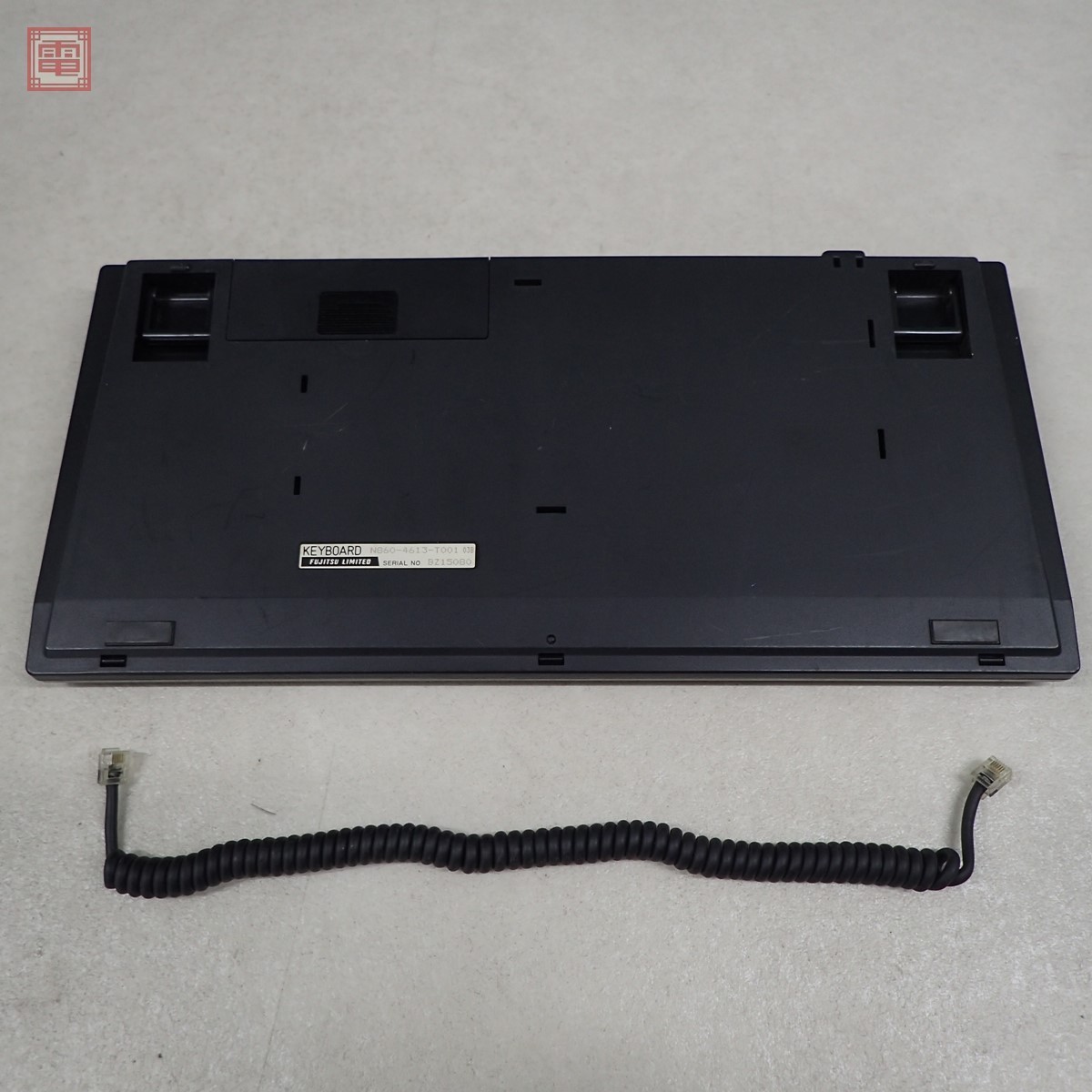 富士通 FM77AV40用キーボード N860-4613-T001 03B FUJITSU 動作未確認