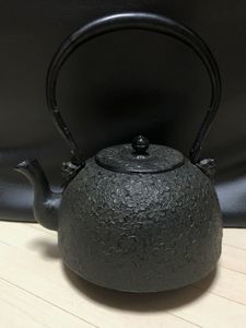 未使用品、供箱付　南部正晴堂　伊藤 宝斎作 糸目南部形１２型唐金蓋 飾摘 鉉のYahoo!オークション(旧ヤフオク!)の相場・価格を見る｜Yahoo