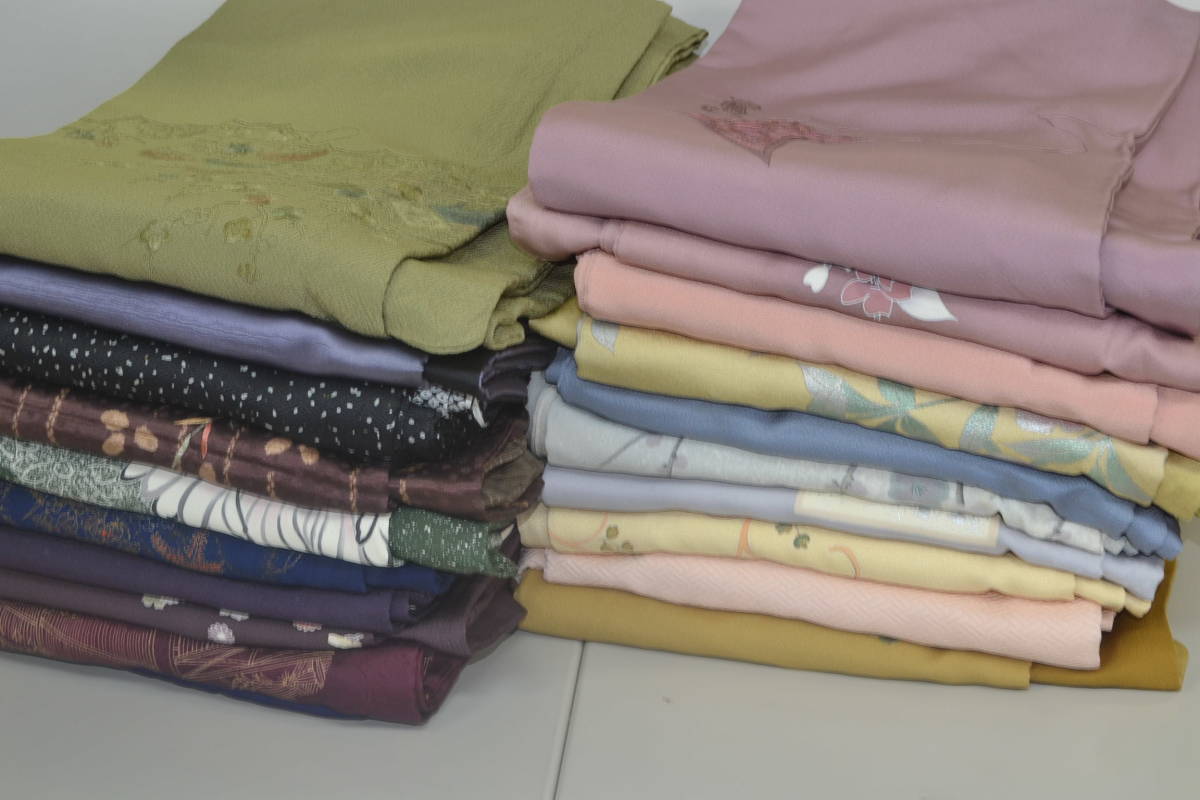 きものや A3 すべて正絹 訪問着 付下げ 縮緬 手描き 友禅加工 刺繍 濃色