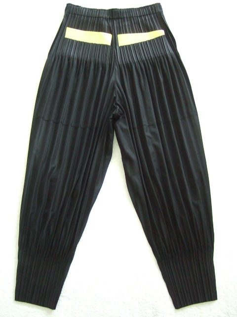 PLEATS ISSEY PLEASE MIYAKE – Pleats Please Issey Miyake New Brand Day Ichijo Debut in Atelier