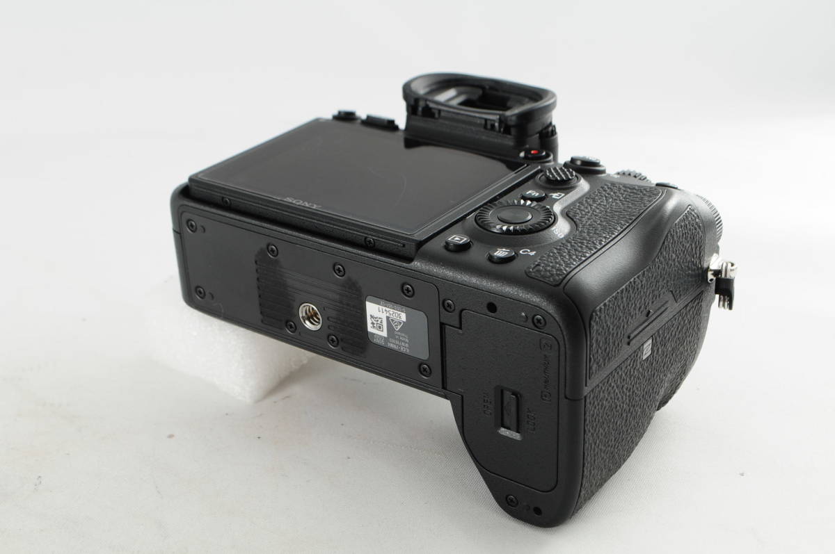 ☆新品級☆ SONY ソニー α7R IV ボディ ILCE-7RM4 元箱・付属品多数 