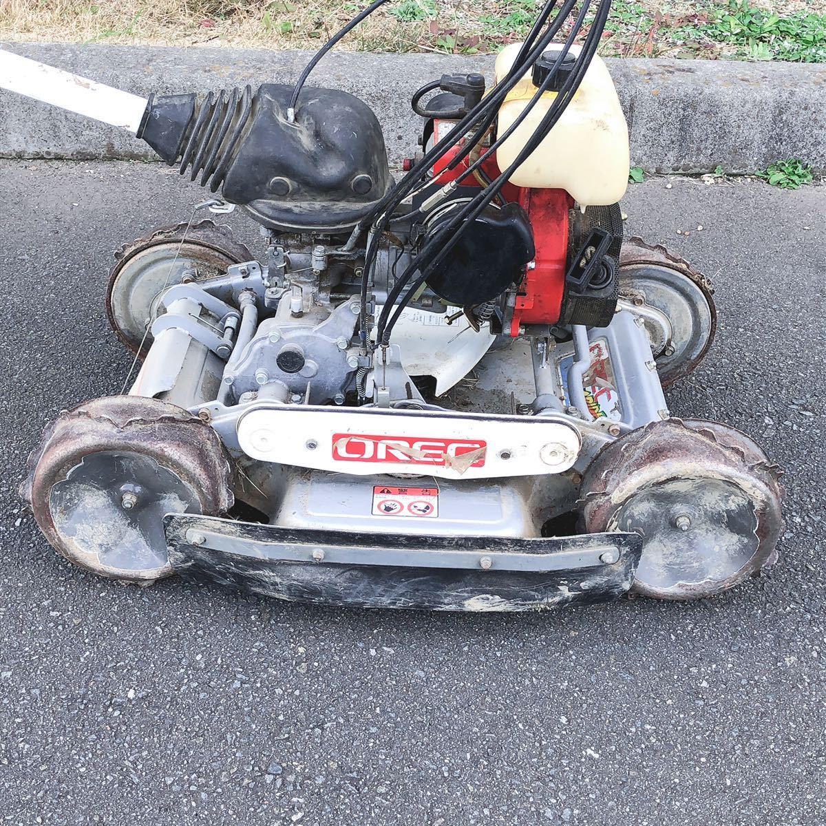OREC スパイダーモアSP850B 4WD 芝刈り機　動作良好　引き取り可能 OREC スパイダーモアSP850B 4WD 芝刈り機 動作良好 引き取り可能 2025