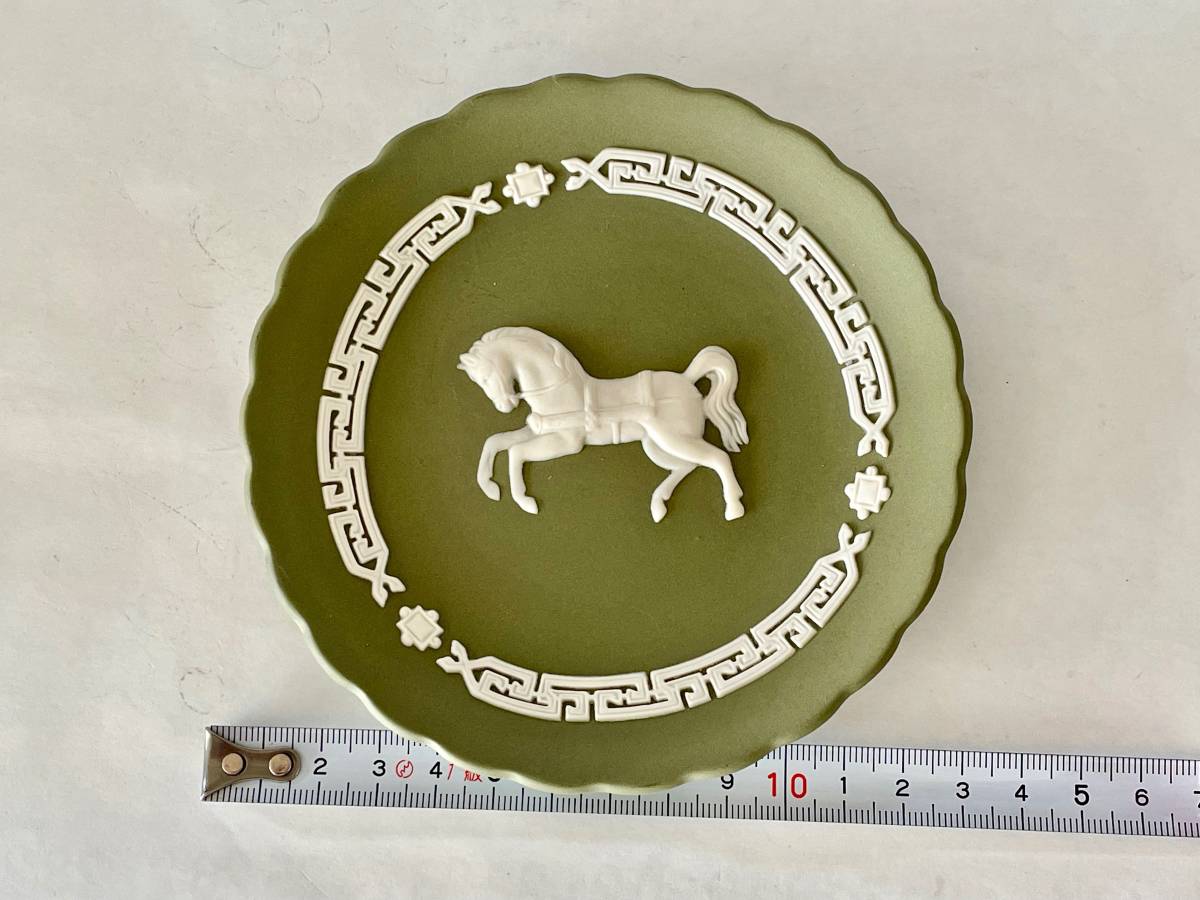 新品］Wedgwoodジャスパー 干支トレイ2026午年、馬、絵皿 即購入OK即決