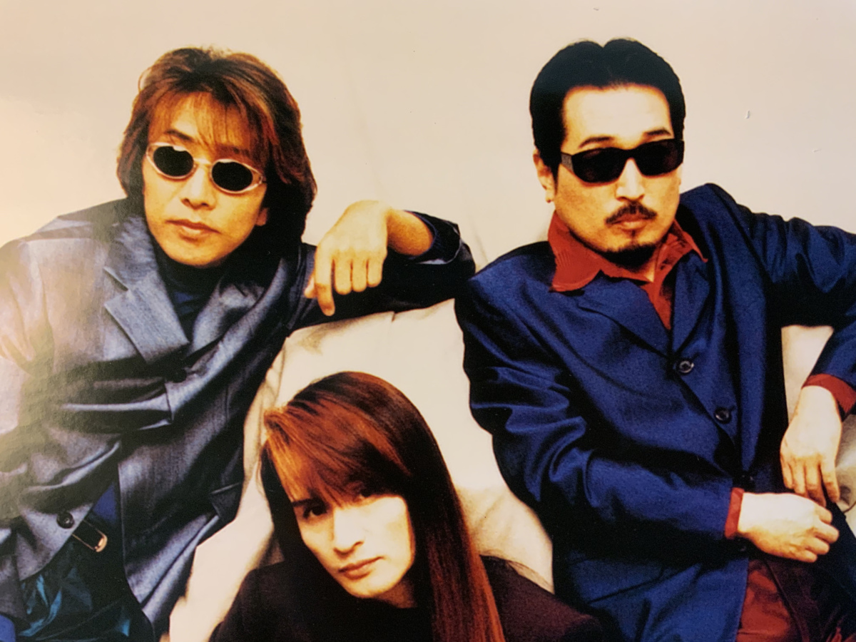 □送料無料□ THE ALFEE ジ・アルフィー 歌手 ロックバンド 男性3人組