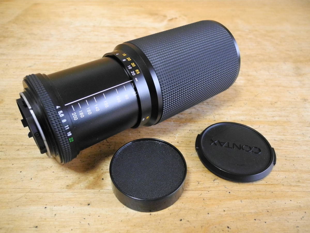 名器、CONTAX製 Vario-Sonnar ８０-２００ｍｍｆ4 ズームレンズ、Ｃａｒｌ Ｚｅｉｓｓ製です。 まだ綺麗品です。