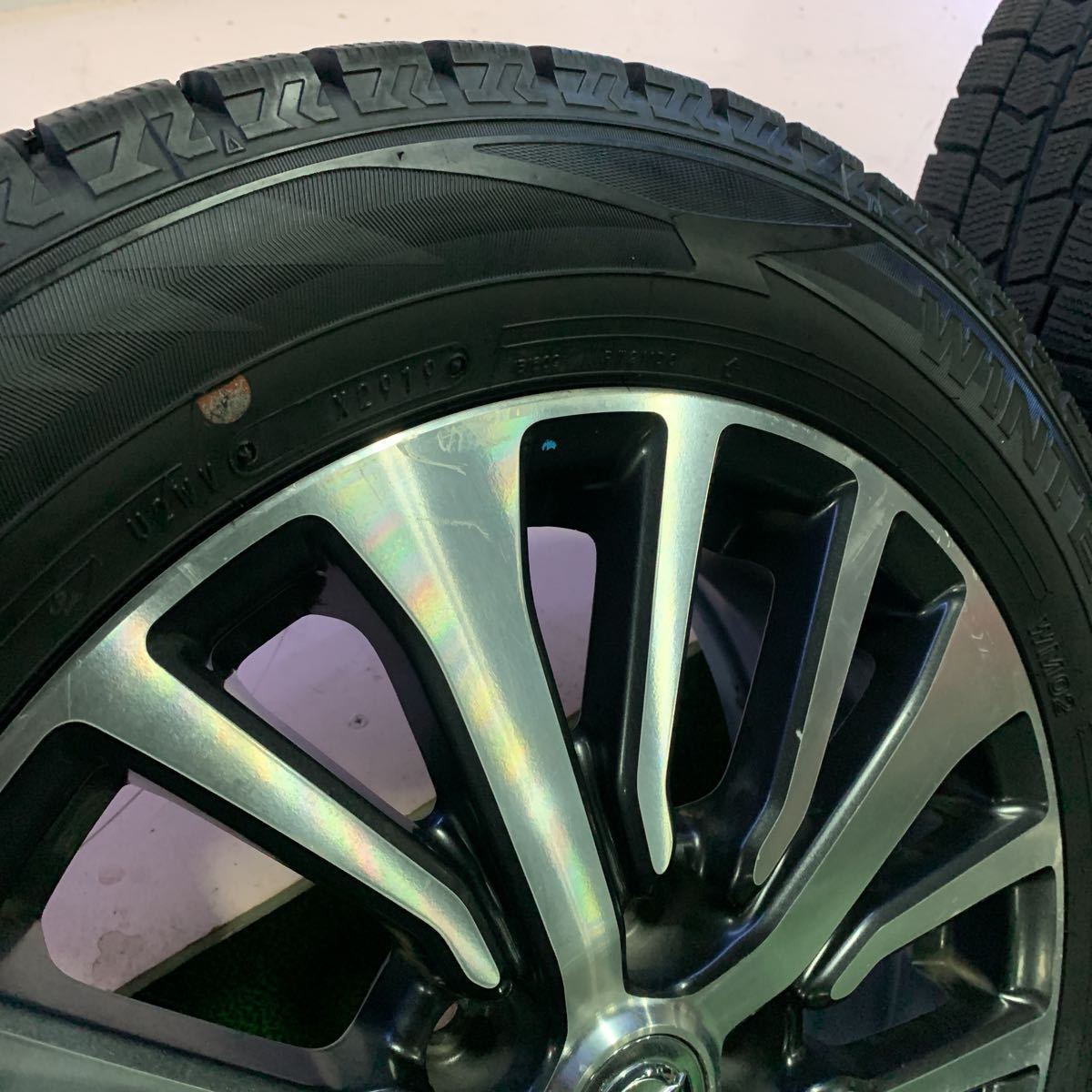 日産C27セレナ純正ホイール ダンロップWM02 195/60R16 スタッドレス4本