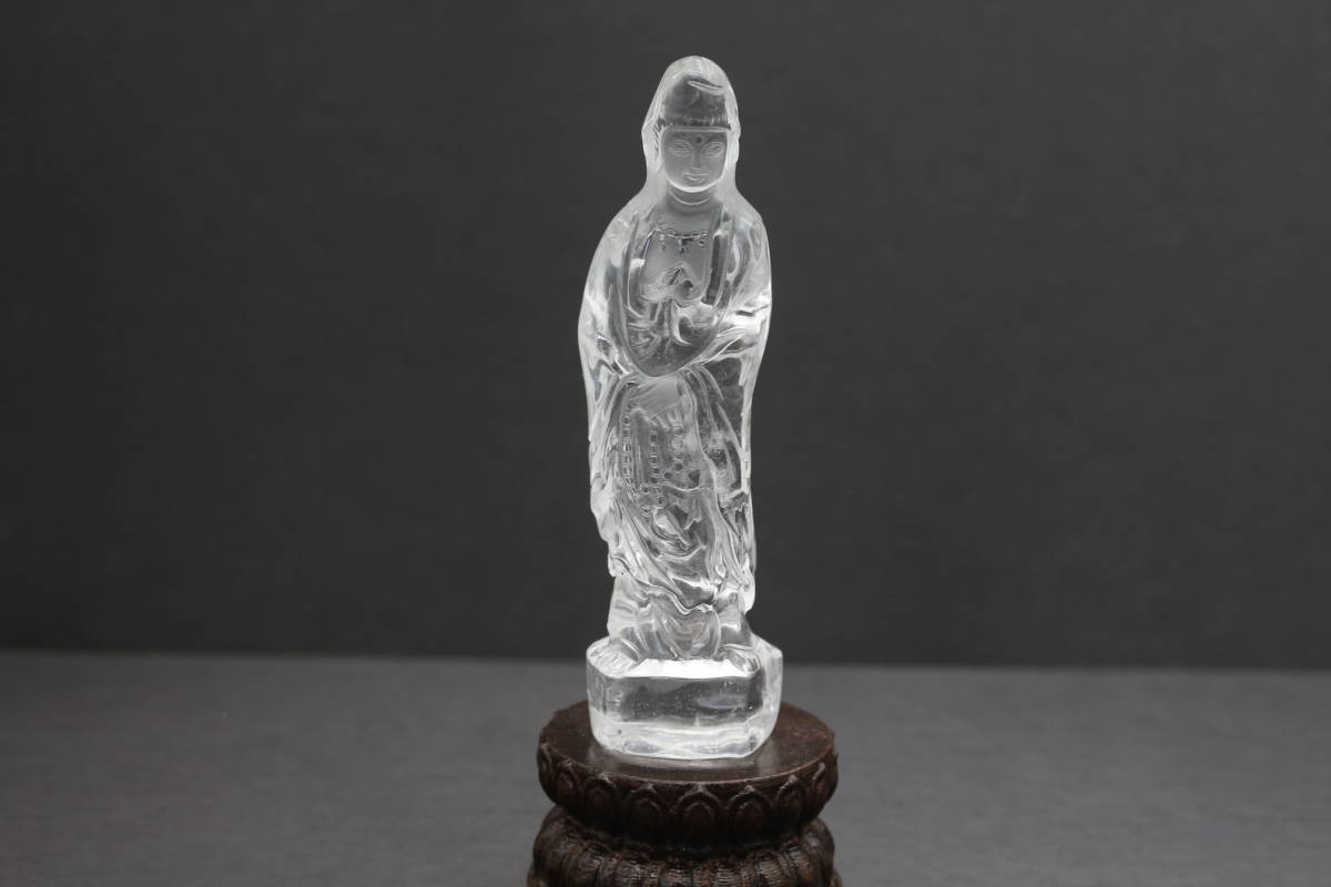 水晶の置物　観音菩薩 観音様 : 水晶 置物 観音様置物 中国仏教 11月特価！天然クリスタル