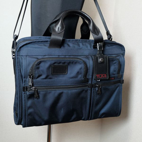 【美品】TUMI 2way ビジネスバッグ26301NVYO ネイビー トゥミ 26301NVYO 2WAYブリーフケース ビジネスバッグ ネイビー TUMI