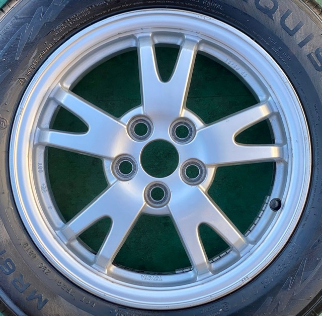 プリウス・ZVW30外し・アルミホイール・15X6J・PCD:100・OFF:45・5穴