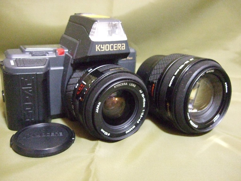 きれいな　お品です。　KYOCERA 230 AF 本体 ズームレンズ2本セット きれいな お品です。 KYOCERA 230 AF 本体 ズームレンズ2本セット