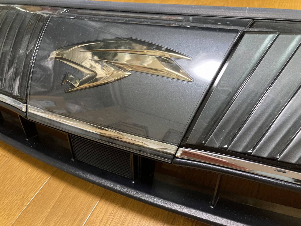 新車外し美品 60系 ハリアー 後期 純正 フロントグリル 新車外し美品 60系 ハリアー 後期 純正 フロントグリル