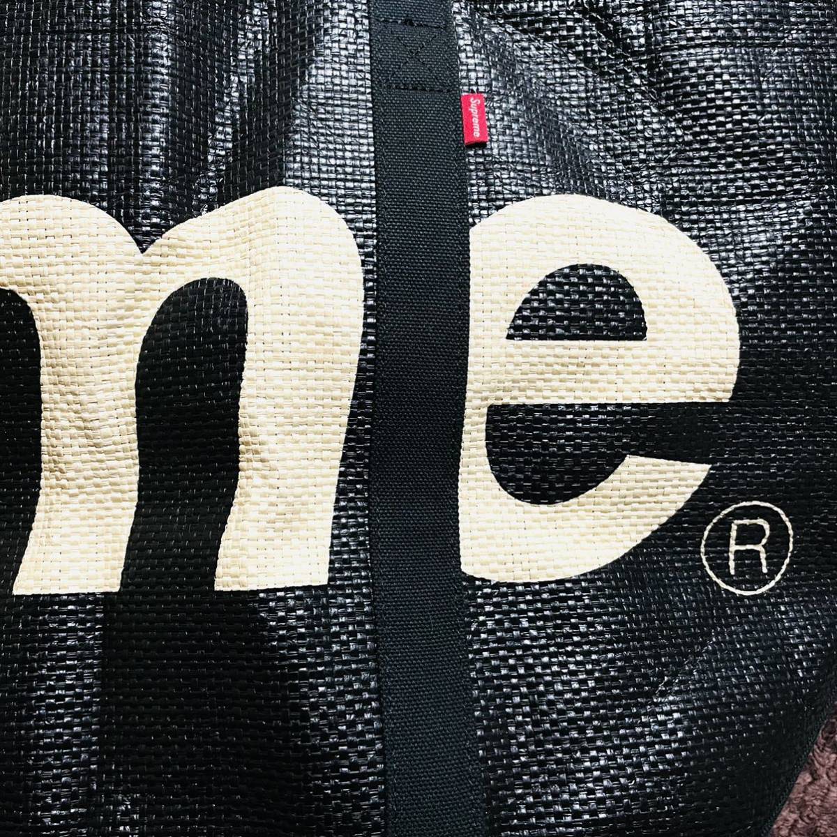 Supreme Raffia Tote Bag Black White 20ss 黒 白 ラフィア トート バッグ ビッグロゴ デカロゴ Supreme Raffia Tote Buy Novelship 0