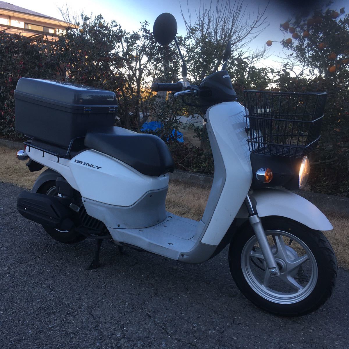 お得 ホンダ ベンリィ AA05 書付き 実動車 ウーバーイーツ(50cc以下)｜売買されたオークション情報、yahooの商品情報をアーカイブ公開 - オークファン 50cc以下