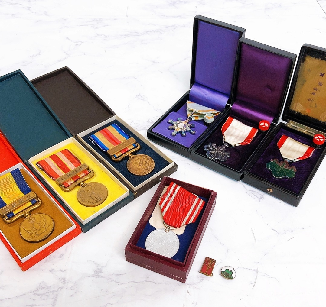 最安値，新作登場 勲章いろいろまとめて