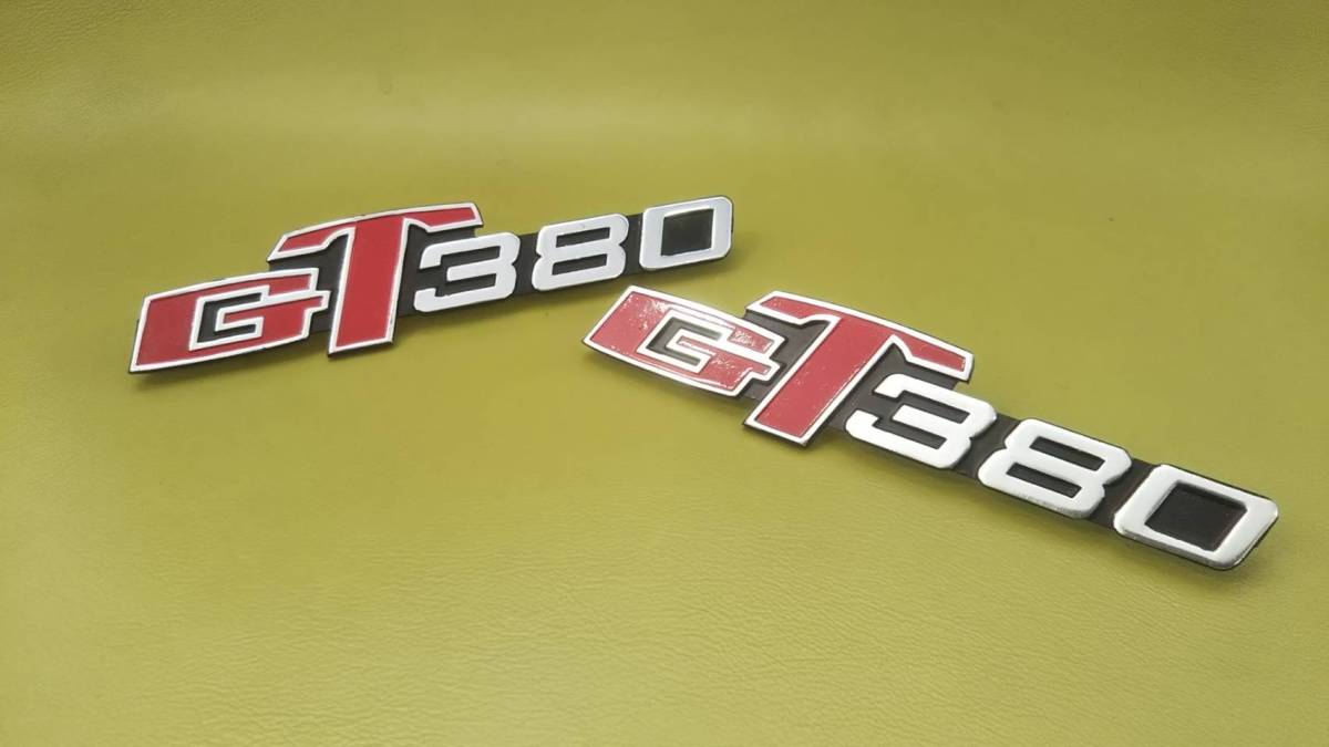 GT750GT380 車・バイク・自転車 SUZUKI タンクエンブレム 2枚セット